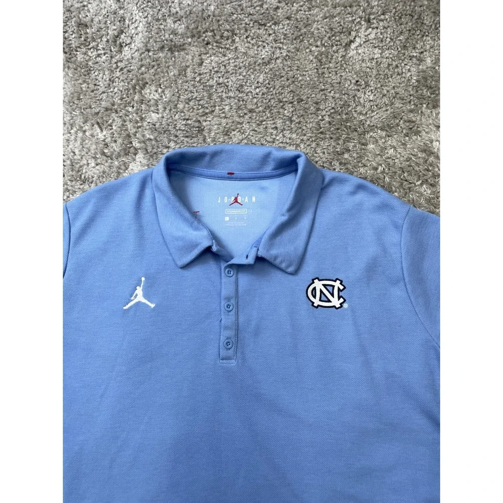 Jordan Men’s Polo Shirt in Carolina Blue with UNC Logo
